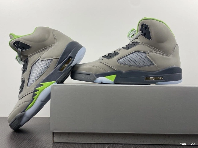 Cheap Husky Bean DM9014-003 (2022) Green Jordan Retro 5 0819